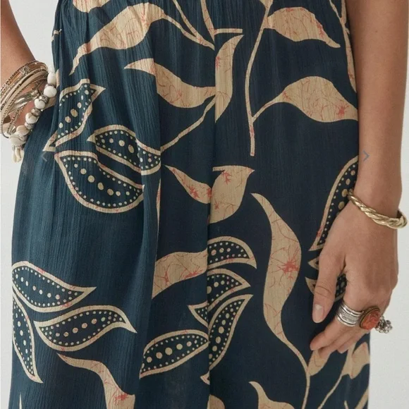 Maison Hotel Tess Pants in Blue Leaf Print New with tags! - Picture 2 of 10